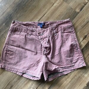Gap Size 2 Women's Grey Shorts with Pink Hearts